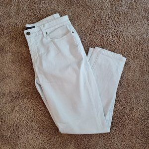 Eileen Fisher Organic Cotton White Jeans | sz 8, ankle, straight leg